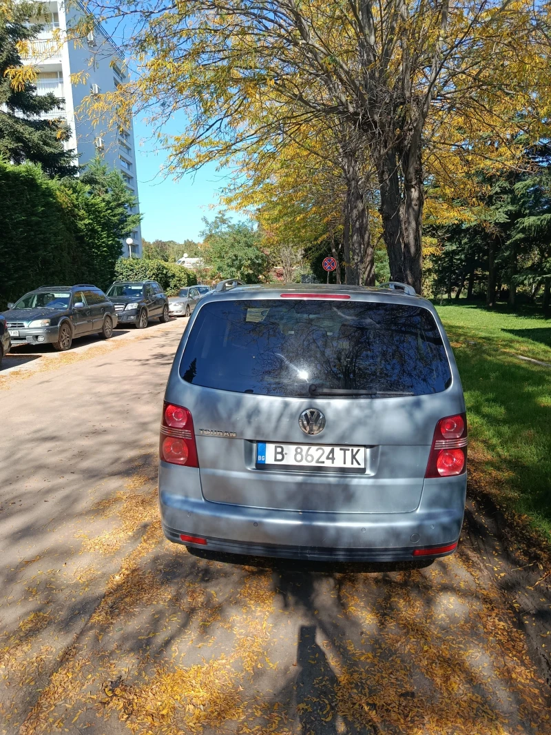 VW Touran, снимка 2 - Автомобили и джипове - 53181523