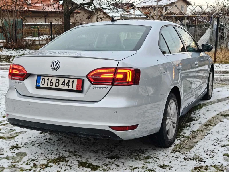 VW Jetta VW Jetta 1.4i Hybrid, снимка 7 - Автомобили и джипове - 53243549