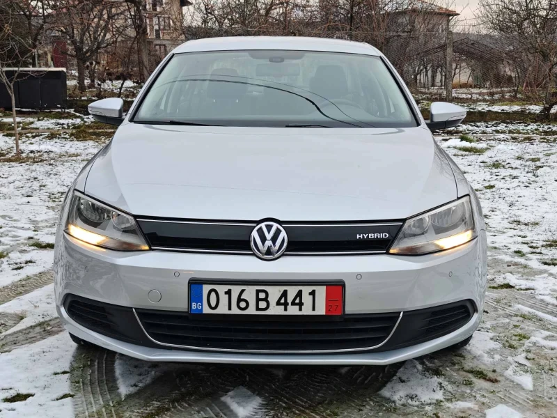 VW Jetta VW Jetta 1.4i Hybrid, снимка 3 - Автомобили и джипове - 53243549