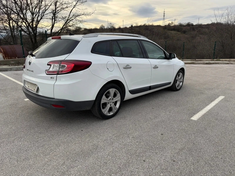Renault Megane 1.5 DCI Avtomat, снимка 8 - Автомобили и джипове - 53341246