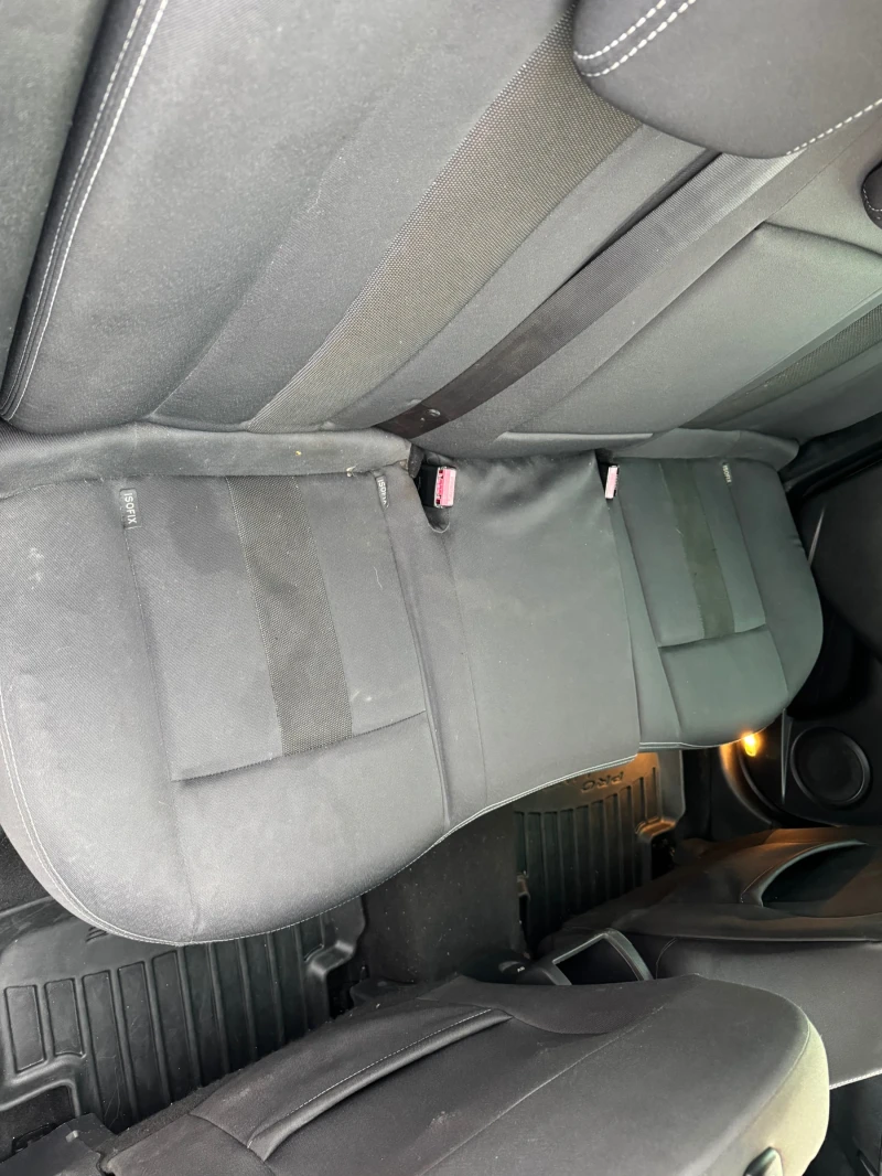 Renault Megane 1.5 DCI Avtomat, снимка 12 - Автомобили и джипове - 53341246