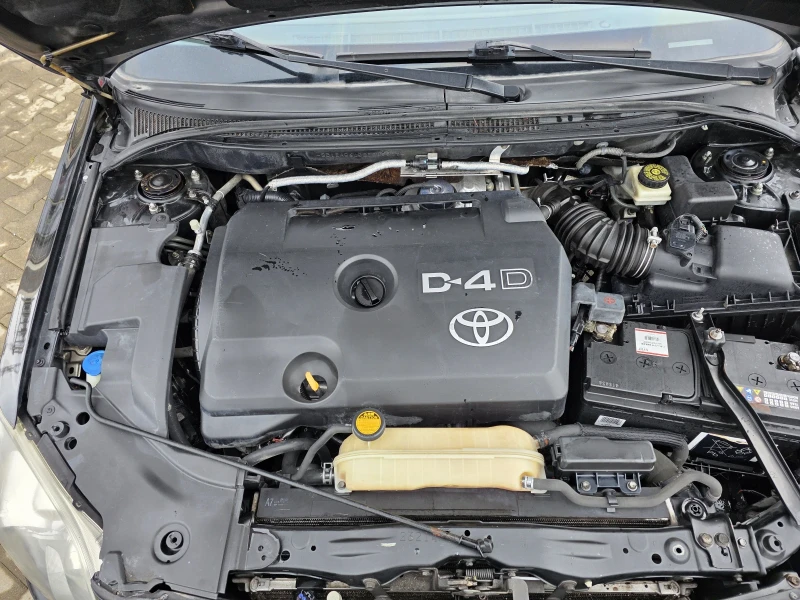 Toyota Avensis 2.0D4D 150kc , снимка 14 - Автомобили и джипове - 53432599