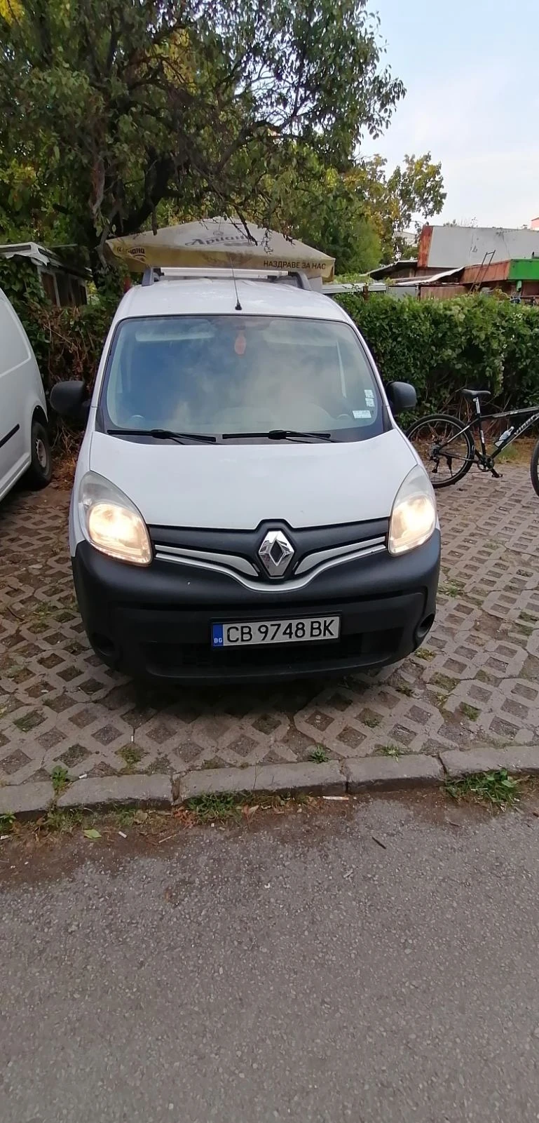 Renault Kangoo, снимка 1 - Автомобили и джипове - 48298800