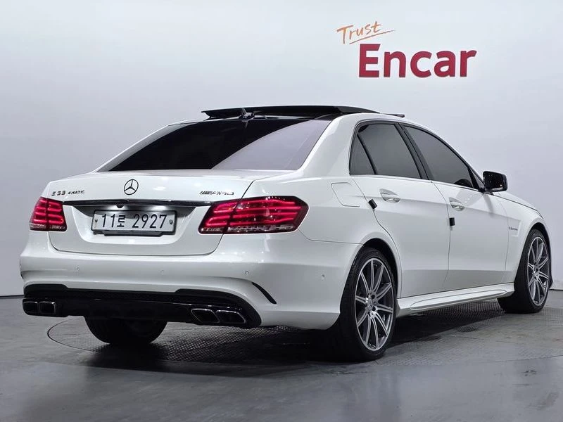 Mercedes-Benz E 63 AMG E63 AMG 4MATIC| 585к.с.| ВКЛ.ТЕХНОТЕСТ, снимка 2 - Автомобили и джипове - 55626108