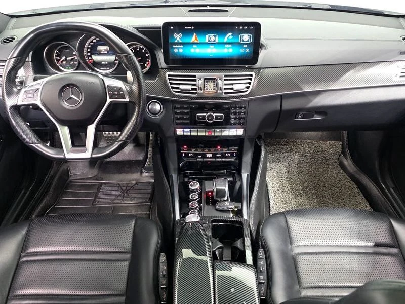 Mercedes-Benz E 63 AMG E63 AMG 4MATIC| 585к.с.| ВКЛ.ТЕХНОТЕСТ, снимка 7 - Автомобили и джипове - 55626108