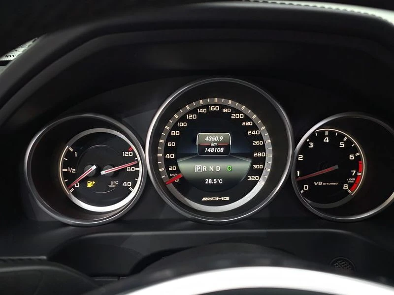 Mercedes-Benz E 63 AMG E63 AMG 4MATIC| 585к.с.| ВКЛ.ТЕХНОТЕСТ, снимка 8 - Автомобили и джипове - 55626108