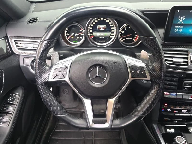 Mercedes-Benz E 63 AMG E63 AMG 4MATIC| 585к.с.| ВКЛ.ТЕХНОТЕСТ, снимка 13 - Автомобили и джипове - 55626108