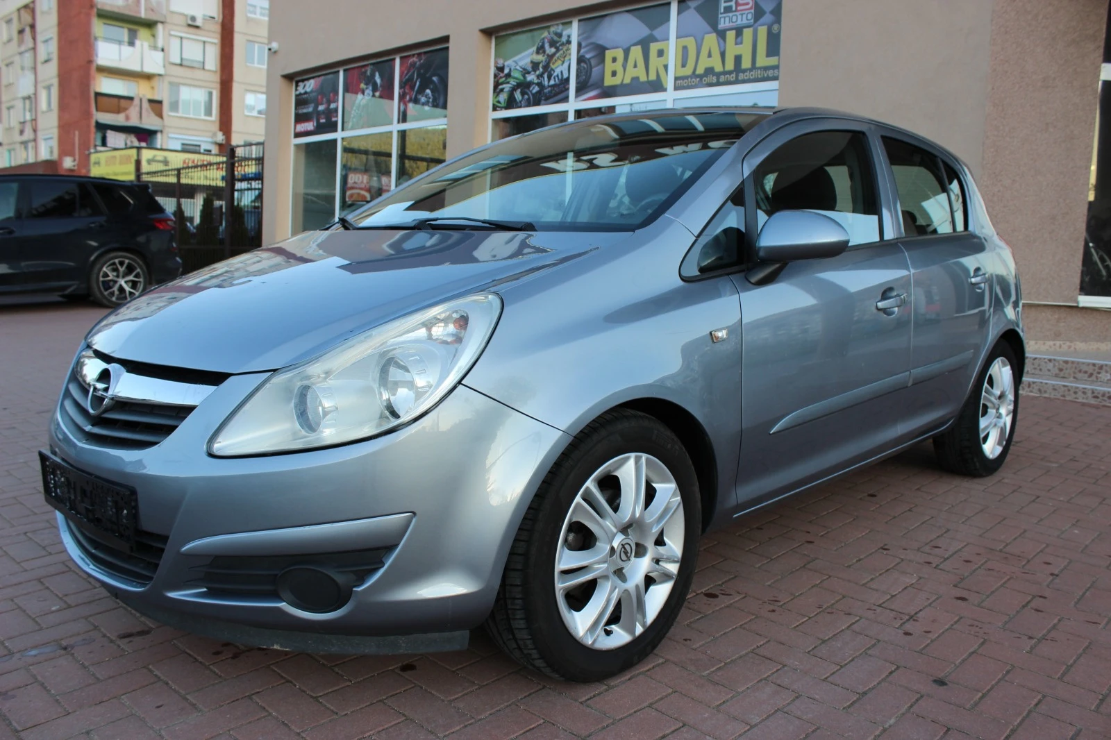 Opel Corsa 1.2 benz, 16V - изображение 8