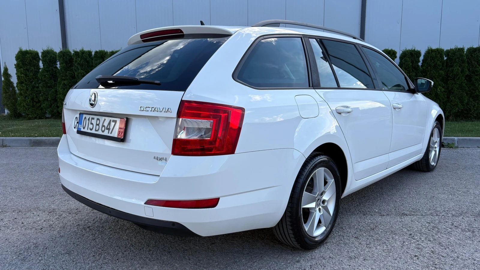 Skoda Octavia 2.0tdi- 4x4- 184kc. Швейцария, снимка 6 - Автомобили и джипове - 48527393