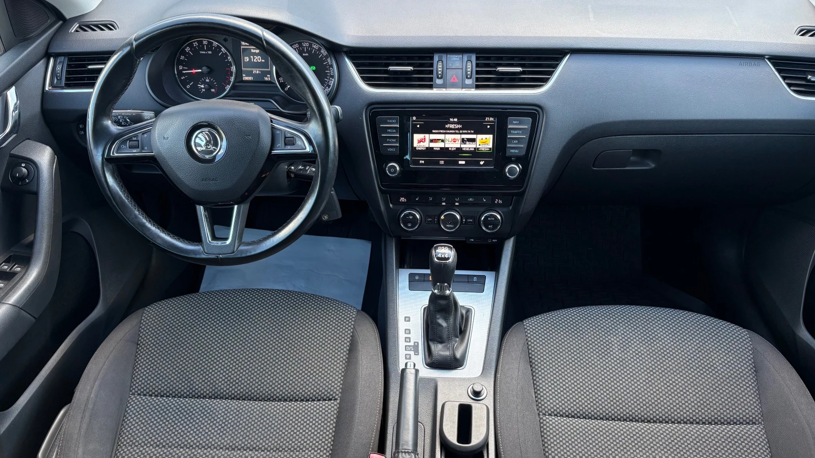 Skoda Octavia 2.0tdi- 4x4- 184kc. Швейцария, снимка 11 - Автомобили и джипове - 48527393