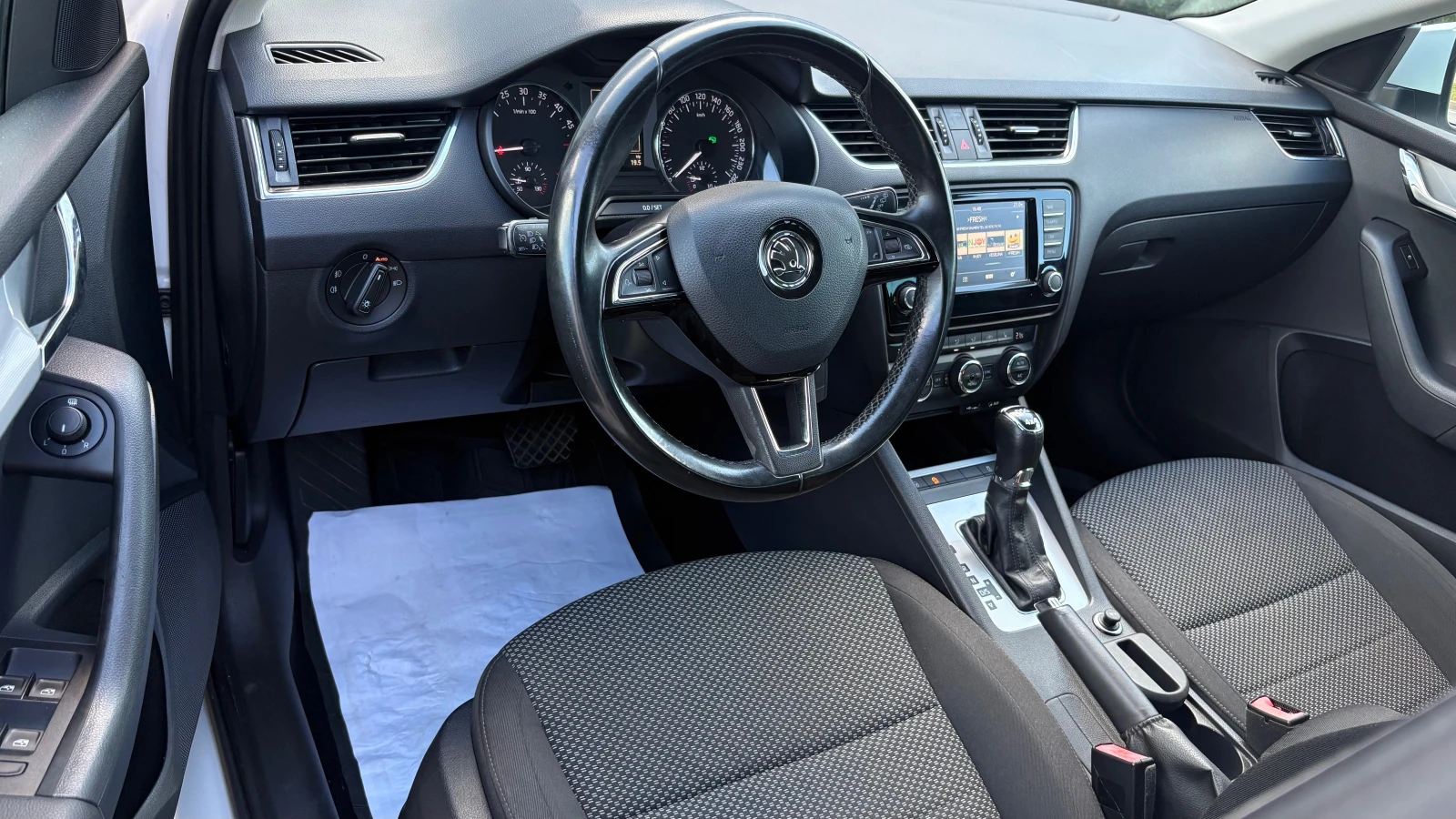 Skoda Octavia 2.0tdi- 4x4- 184kc. Швейцария, снимка 10 - Автомобили и джипове - 48527393