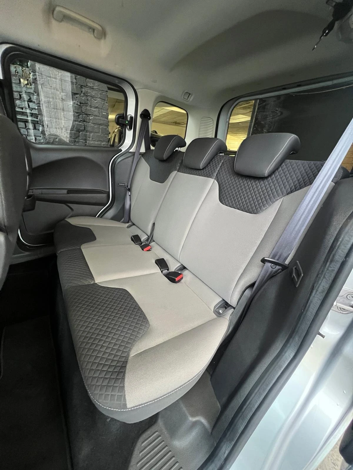 Ford Courier 1.5 TDCI  - изображение 8