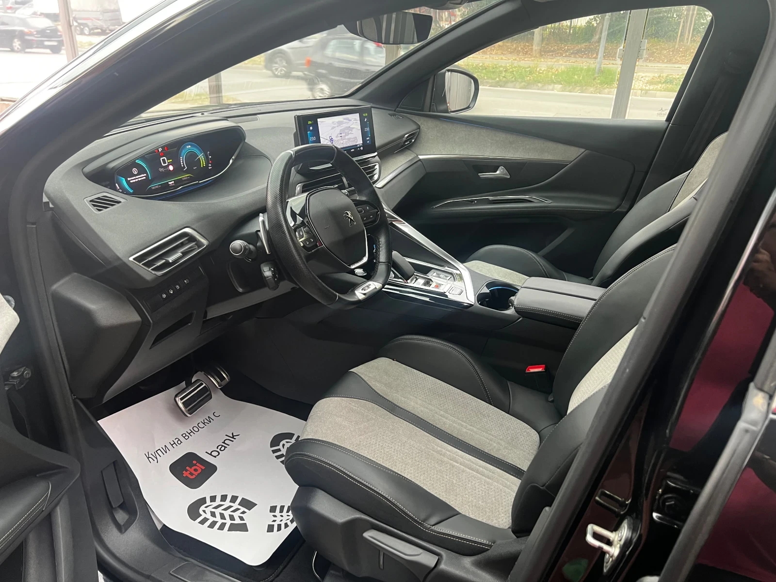 Peugeot 3008 GT 300к.с. 4х4 DISTRONIC FULL - изображение 7