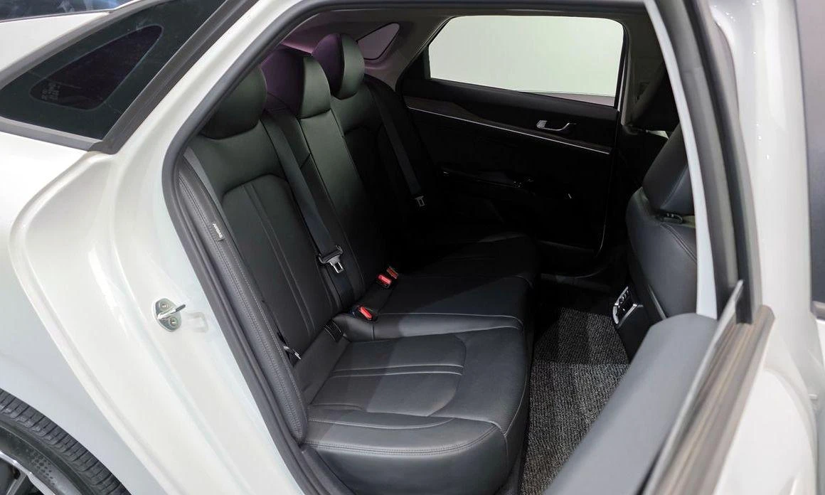 Kia K5 2.0 Noblesse * -   *  | Mobile.bg   12