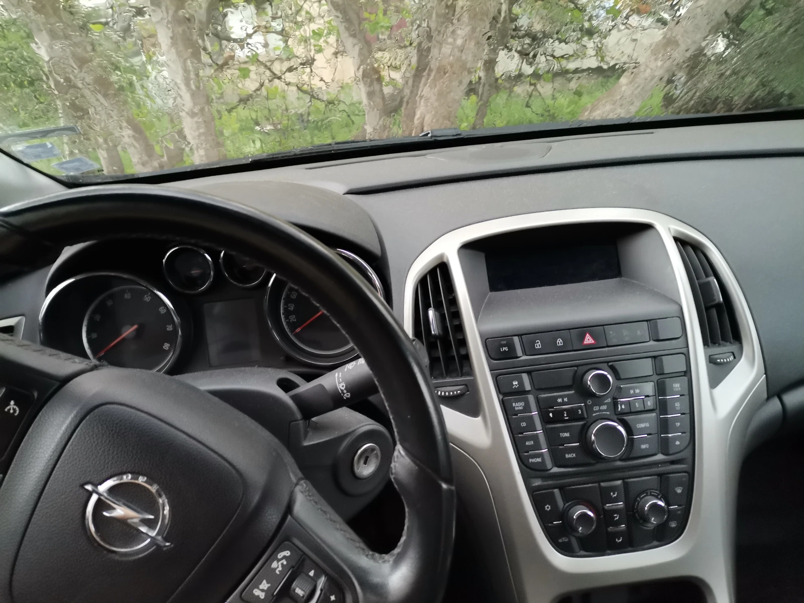 Opel Astra 1.4 - изображение 2