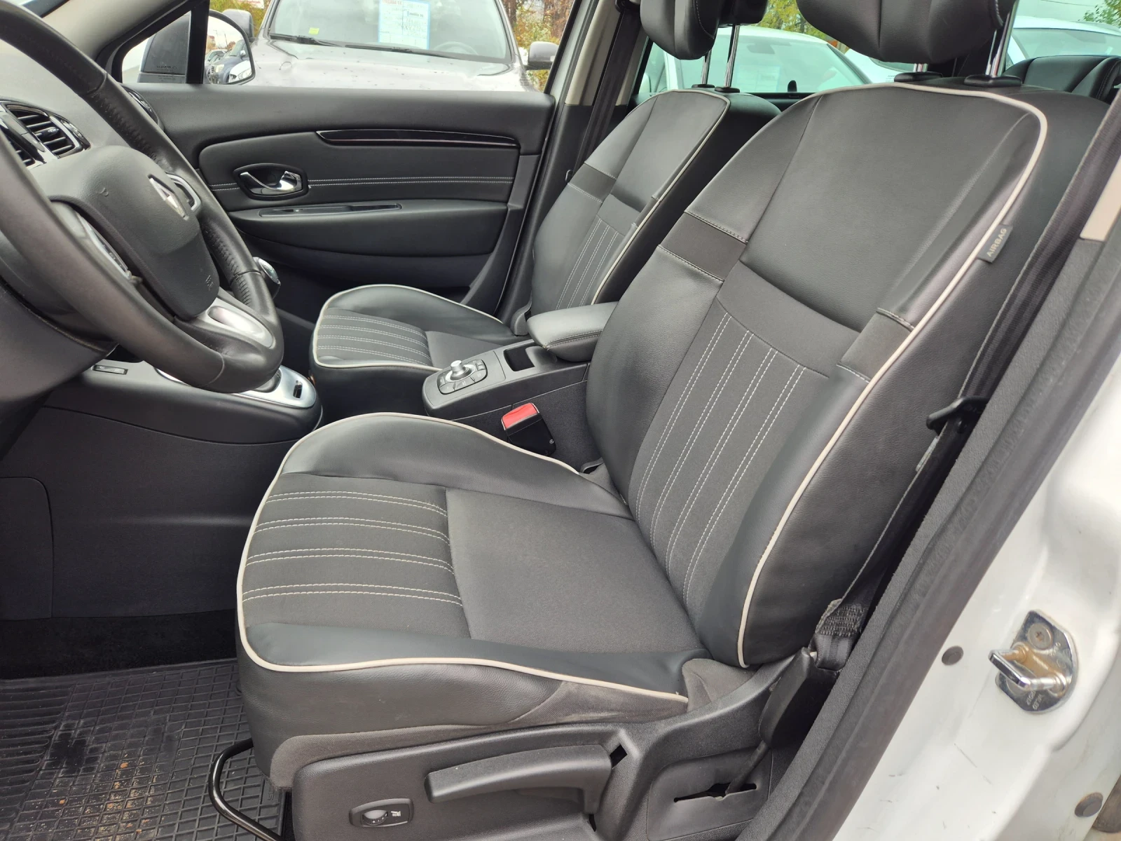 Renault Scenic GRAND SCENIC1.5dci 110k.s. NAVI - изображение 8