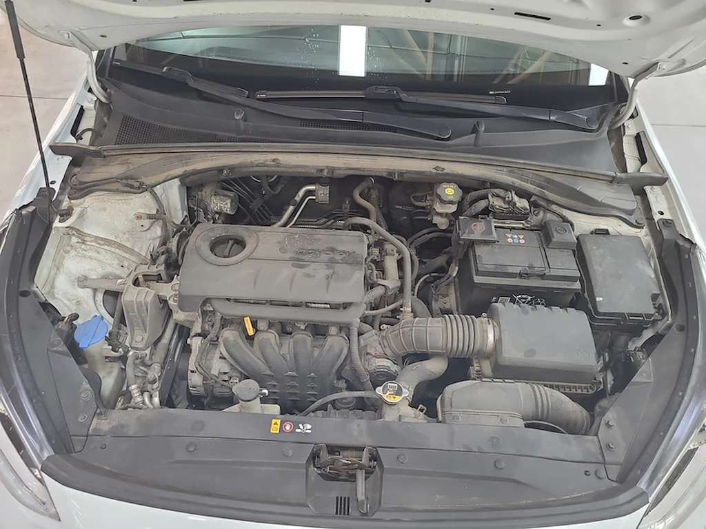 Kia Ceed 1.4i - изображение 4