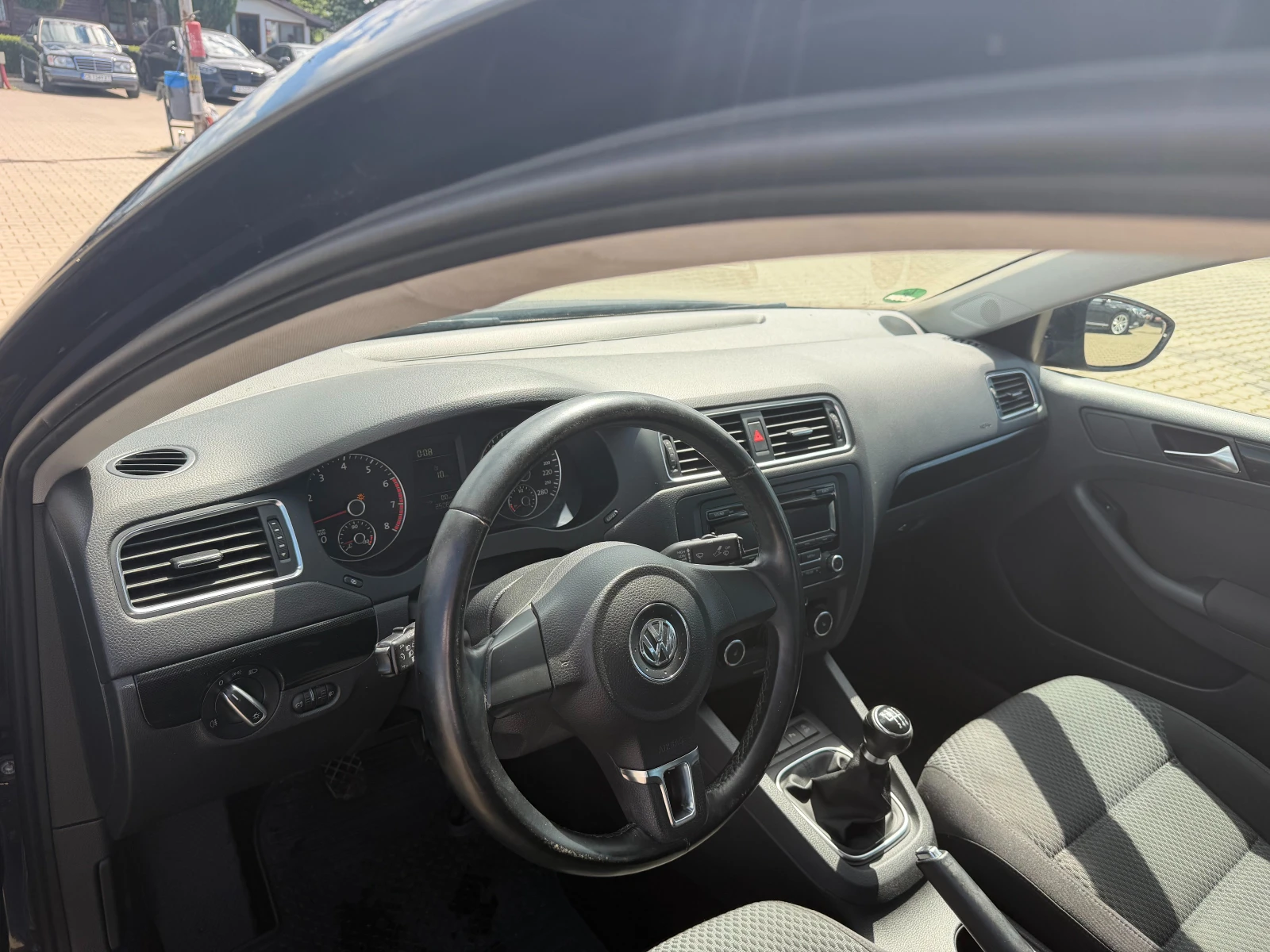 VW Jetta 1.2TSI EURO 5, снимка 12 - Автомобили и джипове - 53179401