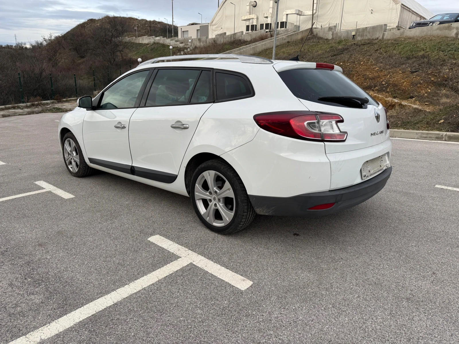 Renault Megane 1.5 DCI Avtomat - изображение 4