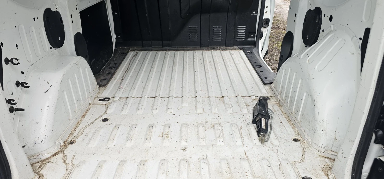 Dacia Dokker 1.6 ������ 4-���������  | Mobile.bg � ����������� 13