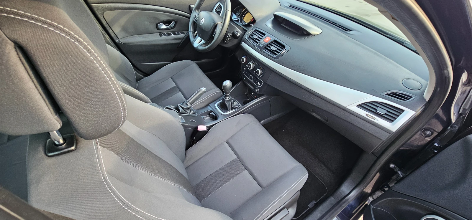 Renault Megane 1.5   | Mobile.bg � ����������� 9