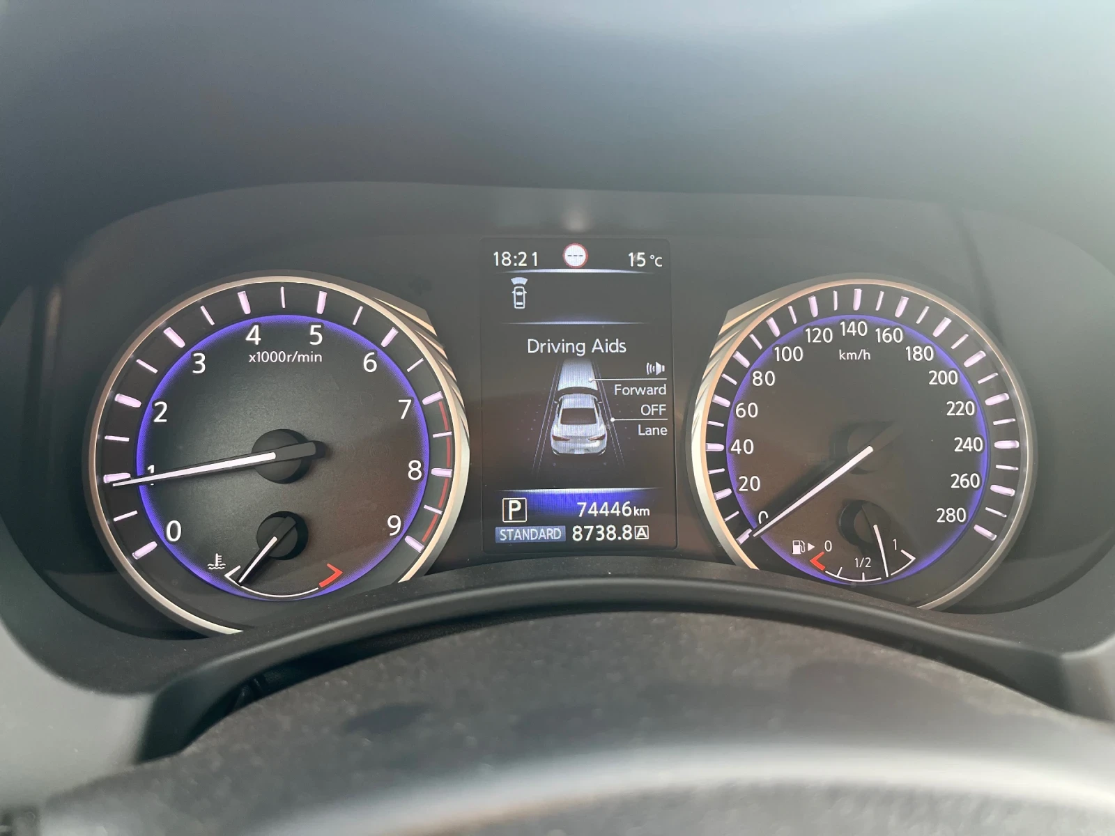 Infiniti Q 60S Coupe S 3.0 V6/AWD Automatic/Уникат, снимка 11 - Автомобили и джипове - 53885406