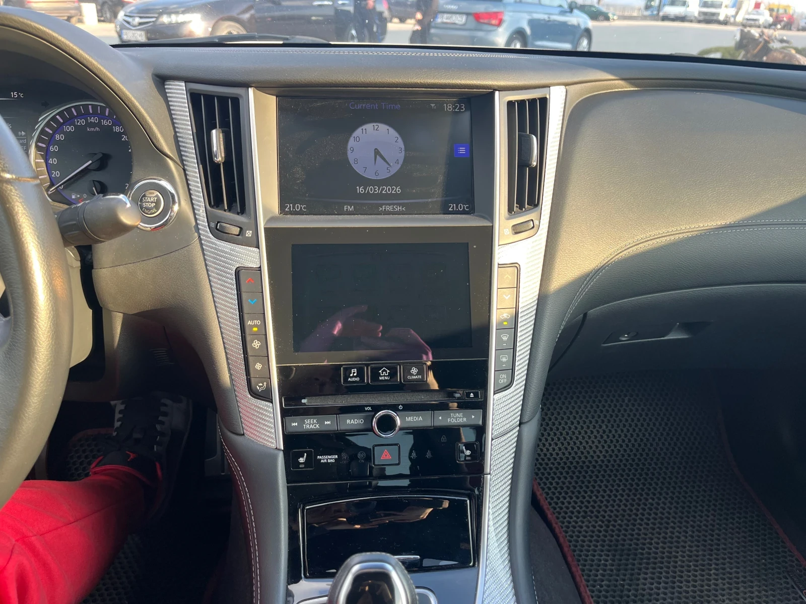 Infiniti Q 60S Coupe S 3.0 V6/AWD Automatic/Уникат, снимка 10 - Автомобили и джипове - 53885406