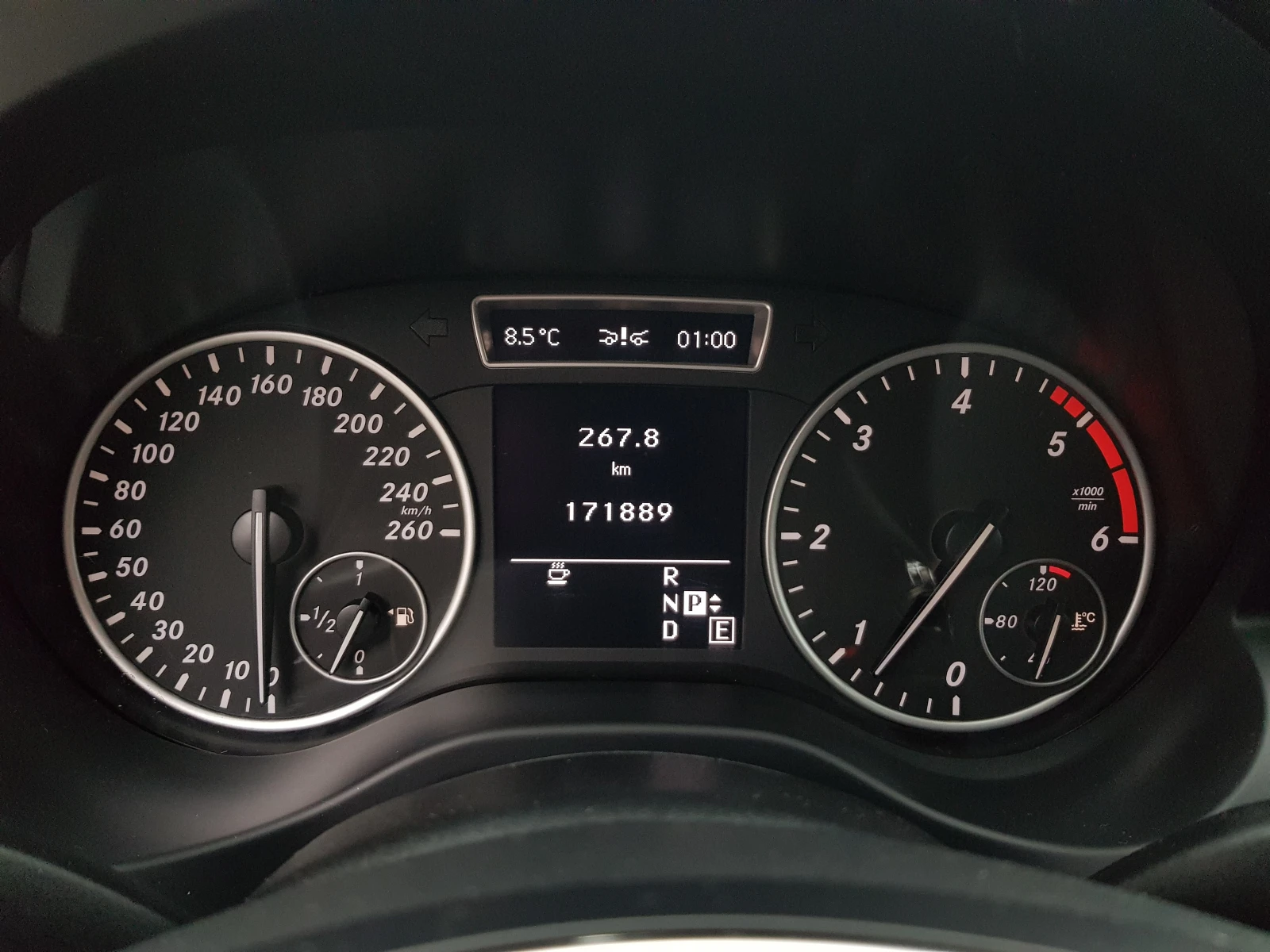Mercedes-Benz A 180 CDI АВТОМАТИК ЛИЗИНГ, снимка 14 - Автомобили и джипове - 53915819