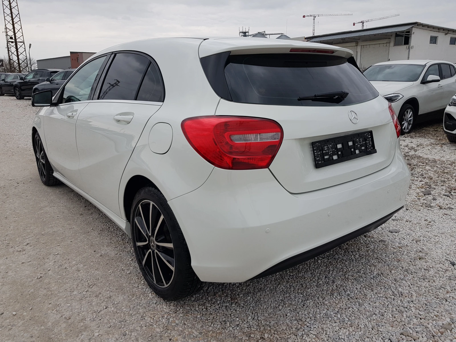 Mercedes-Benz A 180 CDI АВТОМАТИК ЛИЗИНГ, снимка 7 - Автомобили и джипове - 53915819