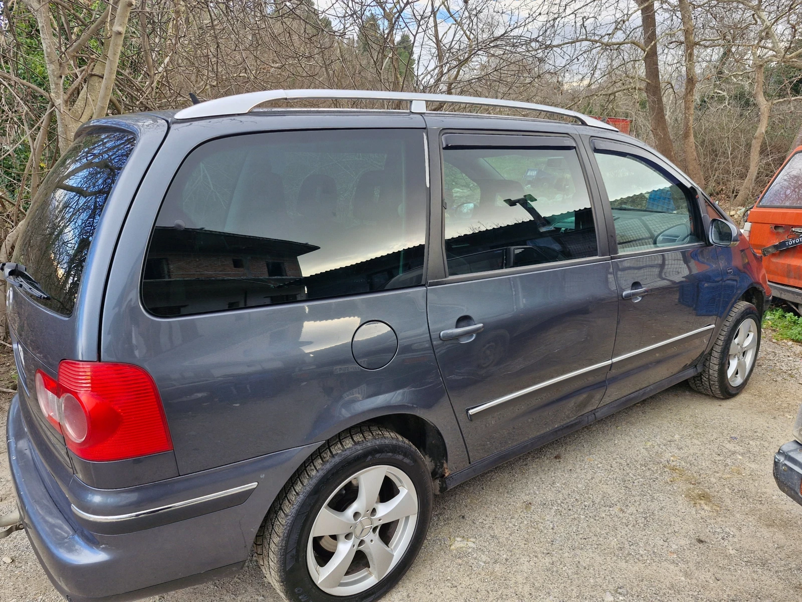 VW Sharan, снимка 6 - Автомобили и джипове - 54006151