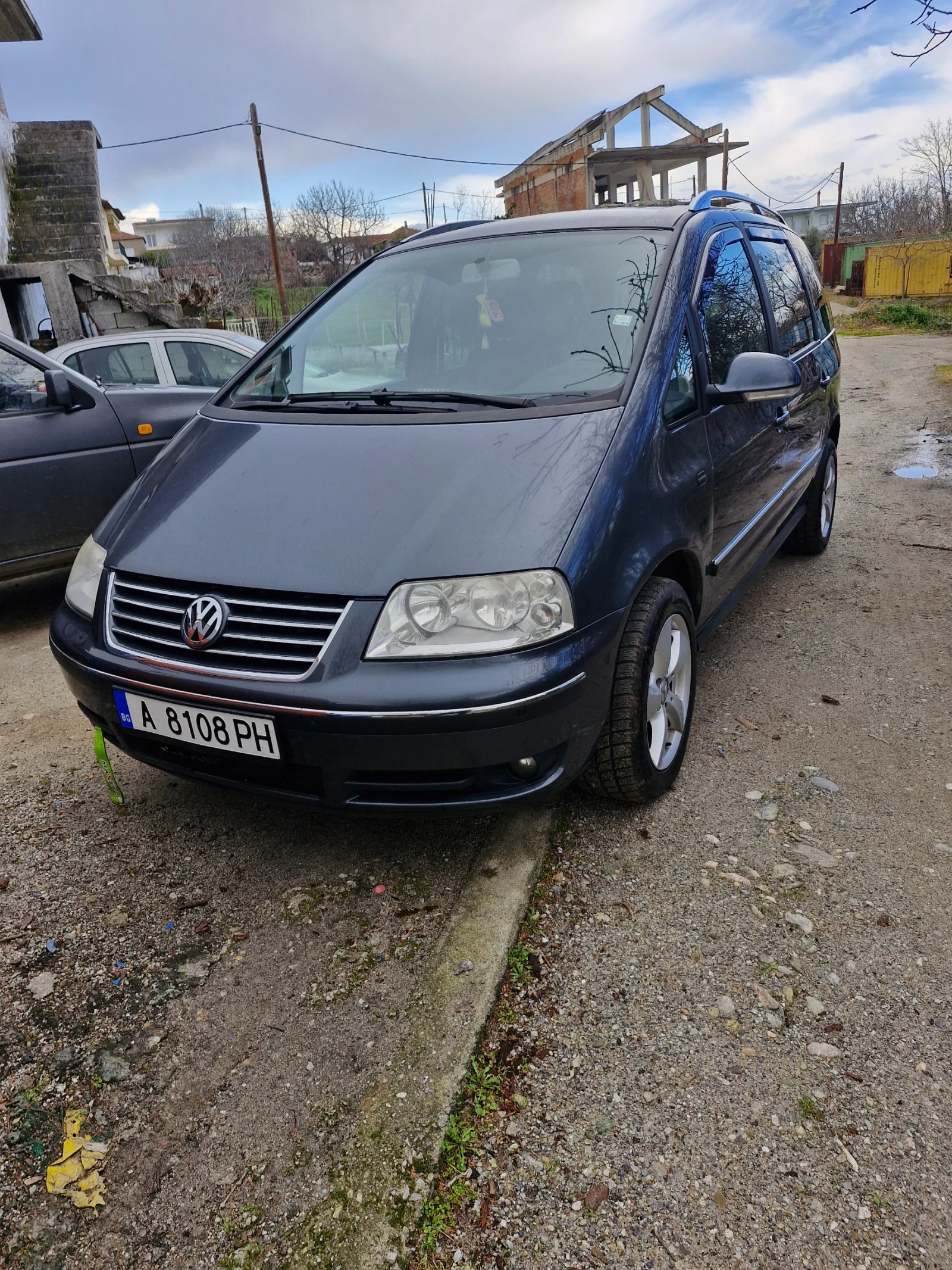 VW Sharan, снимка 2 - Автомобили и джипове - 54006151
