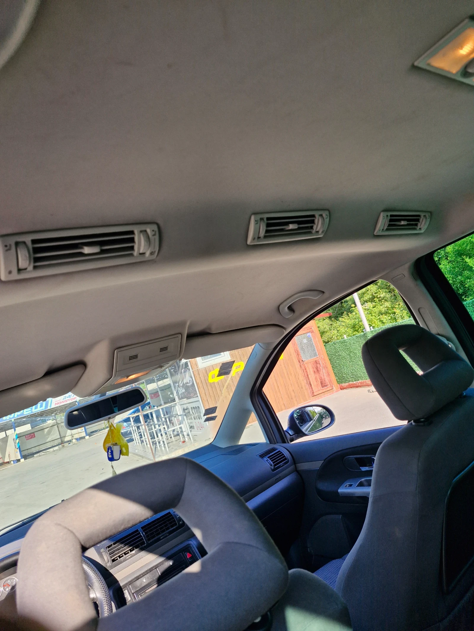 VW Sharan, снимка 11 - Автомобили и джипове - 54006151