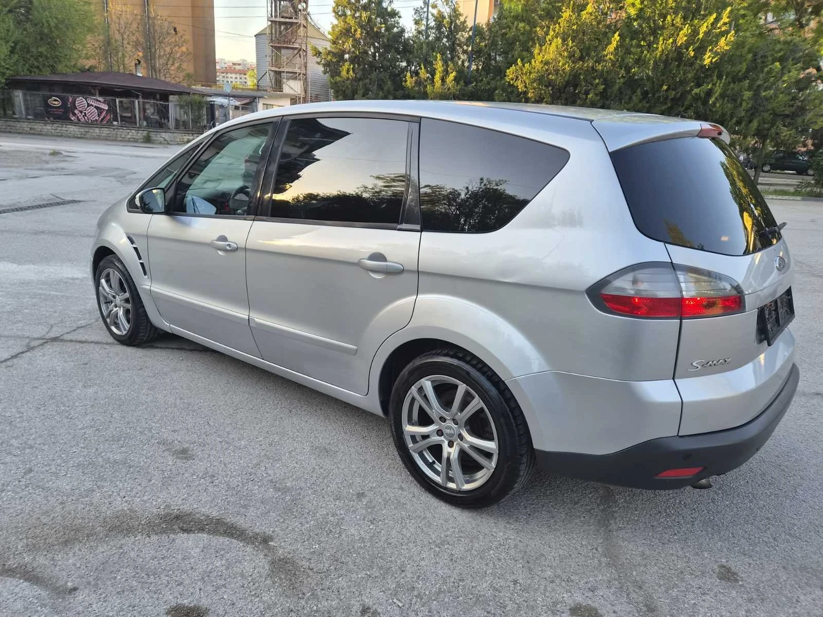 Ford S-Max 2.0 TD, снимка 6 - Автомобили и джипове - 54431903