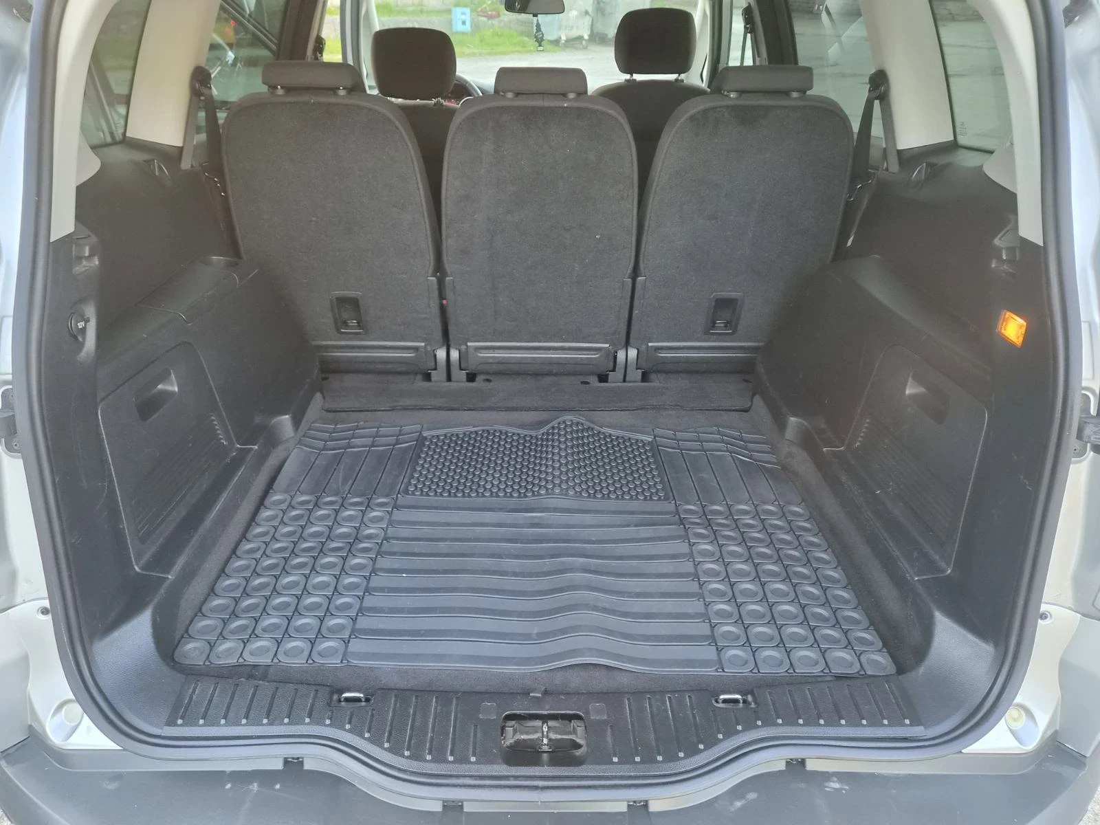 Ford S-Max 2.0 TD, снимка 12 - Автомобили и джипове - 54431903