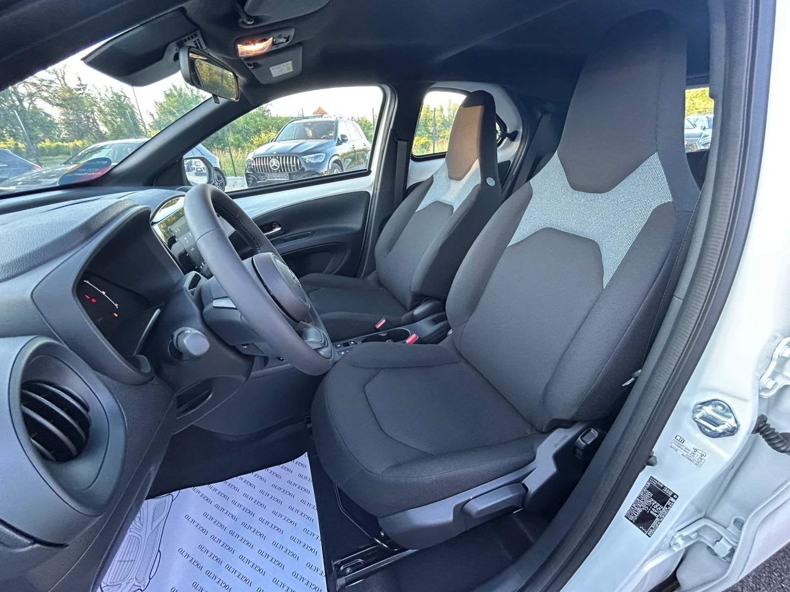 Toyota Aygo X* 1.5HEV* ФАБРИЧНО НОВ, снимка 8 - Автомобили и джипове - 54599409