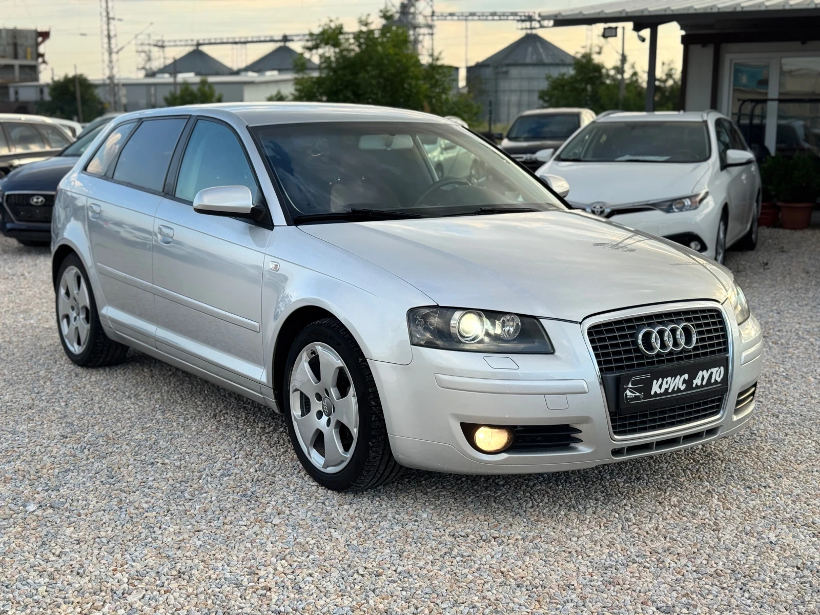 Audi A3 EXCLUSIVE* АВТОМАТИК* НАВИ* КОЖА* ПОДГРЕВ* , снимка 8 - Автомобили и джипове - 54684951