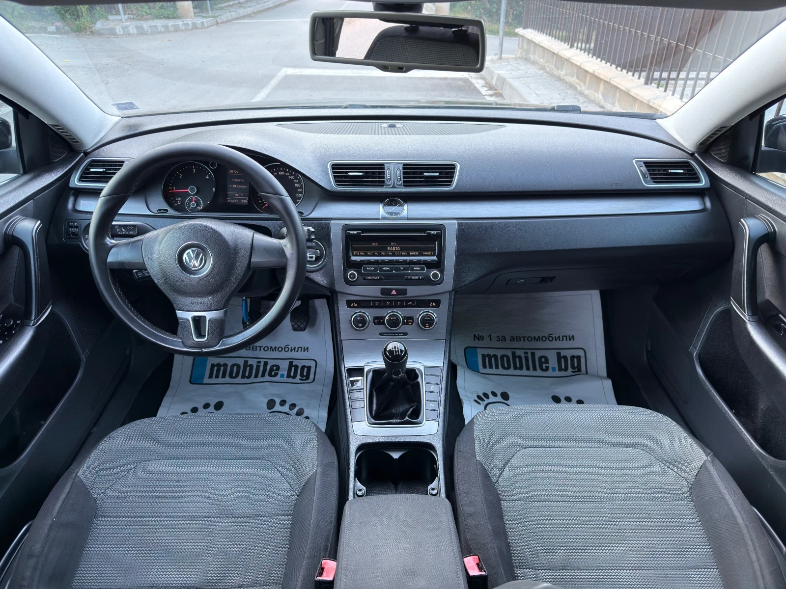 VW Passat 2.0TDI* 140k.c* EURO* 5* ITALIA , снимка 12 - Автомобили и джипове - 55285569