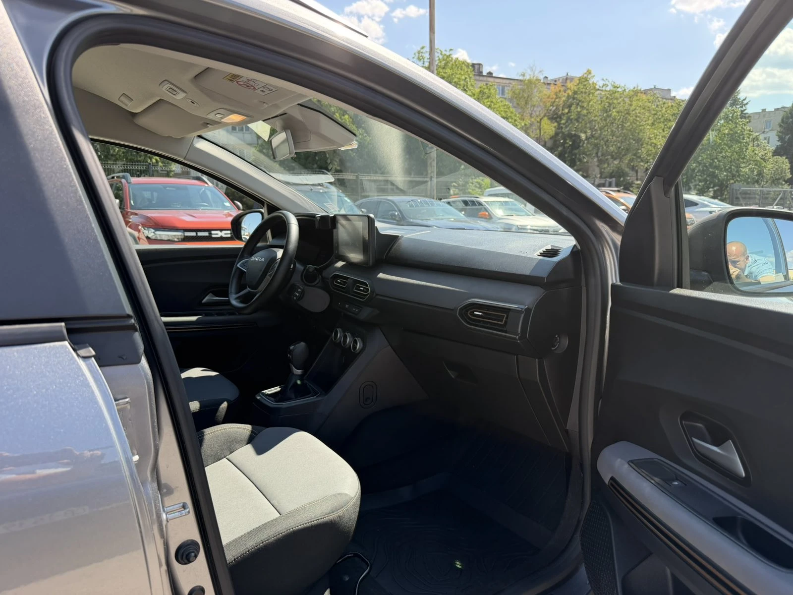 Dacia Jogger 1.6 E-Tech Full Hybrid 140k.c. 6+ 1 | Mobile.bg � ����������� 8