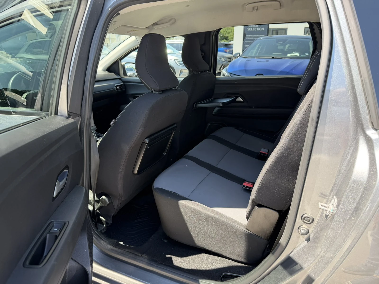 Dacia Jogger 1.6 E-Tech Full Hybrid 140k.c. 6+ 1 | Mobile.bg � ����������� 10