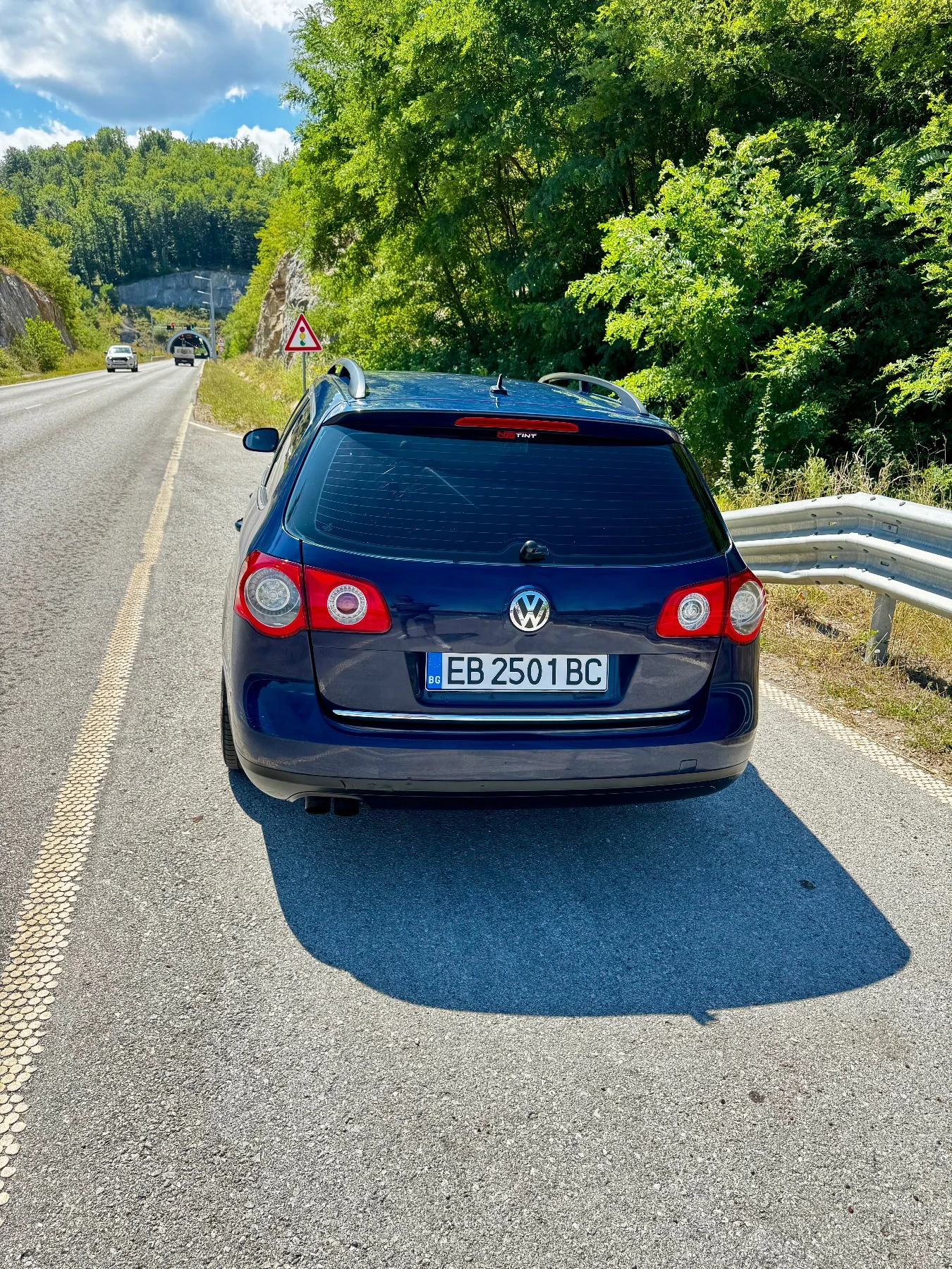 VW Passat 2.0TDI DSG, снимка 3 - Автомобили и джипове - 55458203