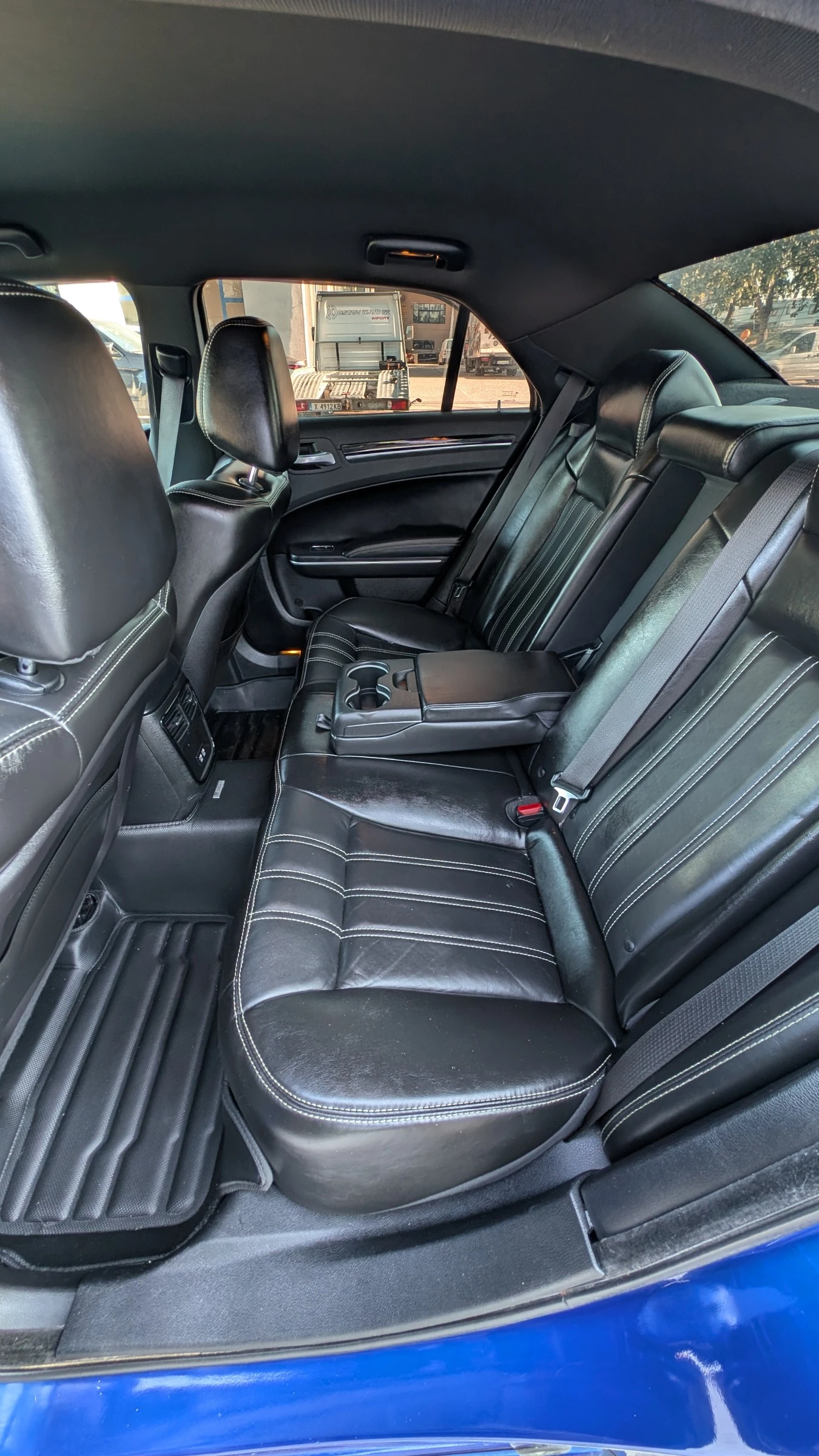 Chrysler 300c S RWD на ГАЗ, снимка 13 - Автомобили и джипове - 55467719