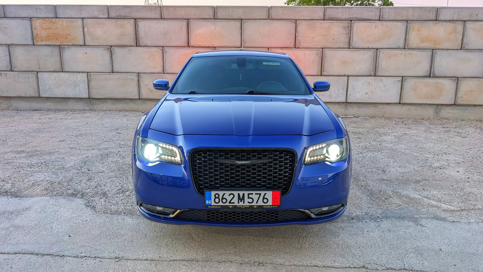 Chrysler 300c S RWD на ГАЗ, снимка 2 - Автомобили и джипове - 55467719