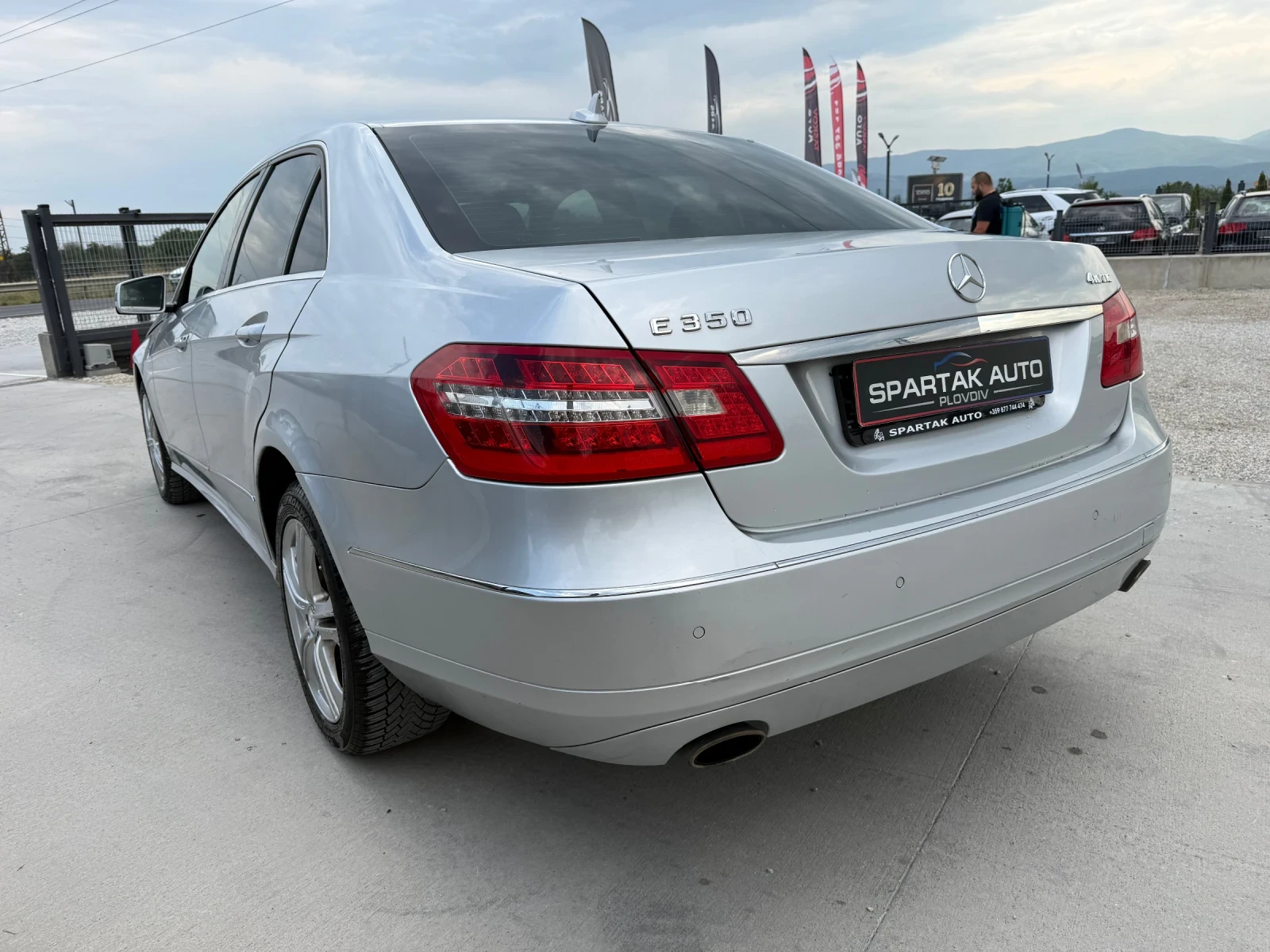 Mercedes-Benz E 350 Бензин* 2012г* АВТОМАТИК* , снимка 6 - Автомобили и джипове - 55604577