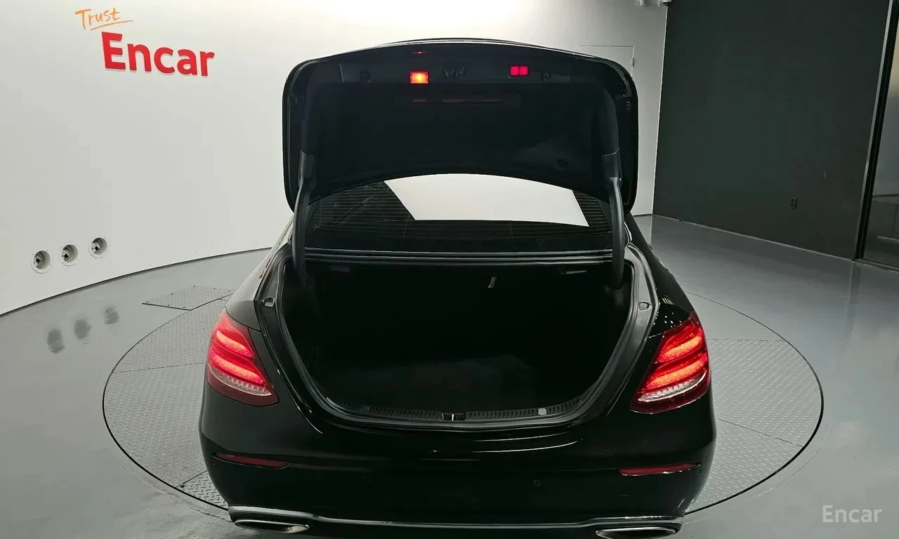 Mercedes-Benz E 400 4MATIC Exclusive* 360* Brum* Pano* HUD* �����* ��� | Mobile.bg � ����������� 16