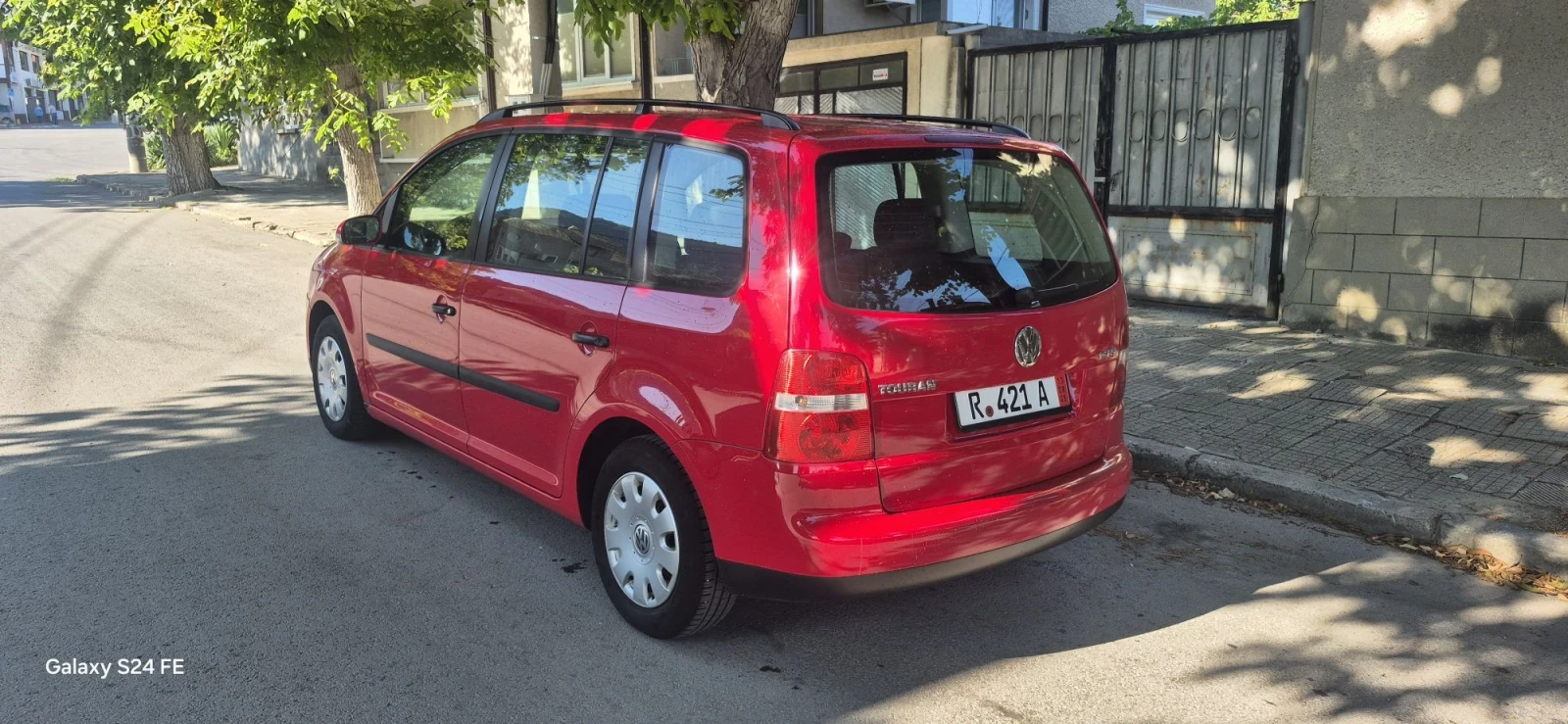 VW Touran, снимка 5 - Автомобили и джипове - 55812127