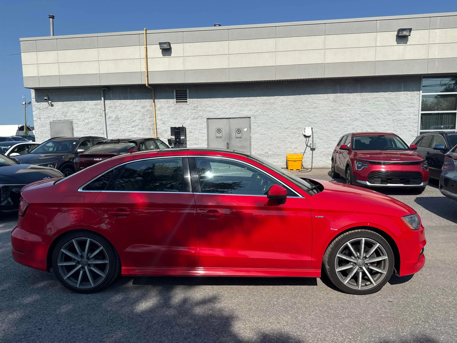Audi A3 * 2.0T Progressiv * CARFAX * БЕЗ ПЪРВОНАЧАЛНА ВНОС, снимка 3 - Автомобили и джипове - 56149829