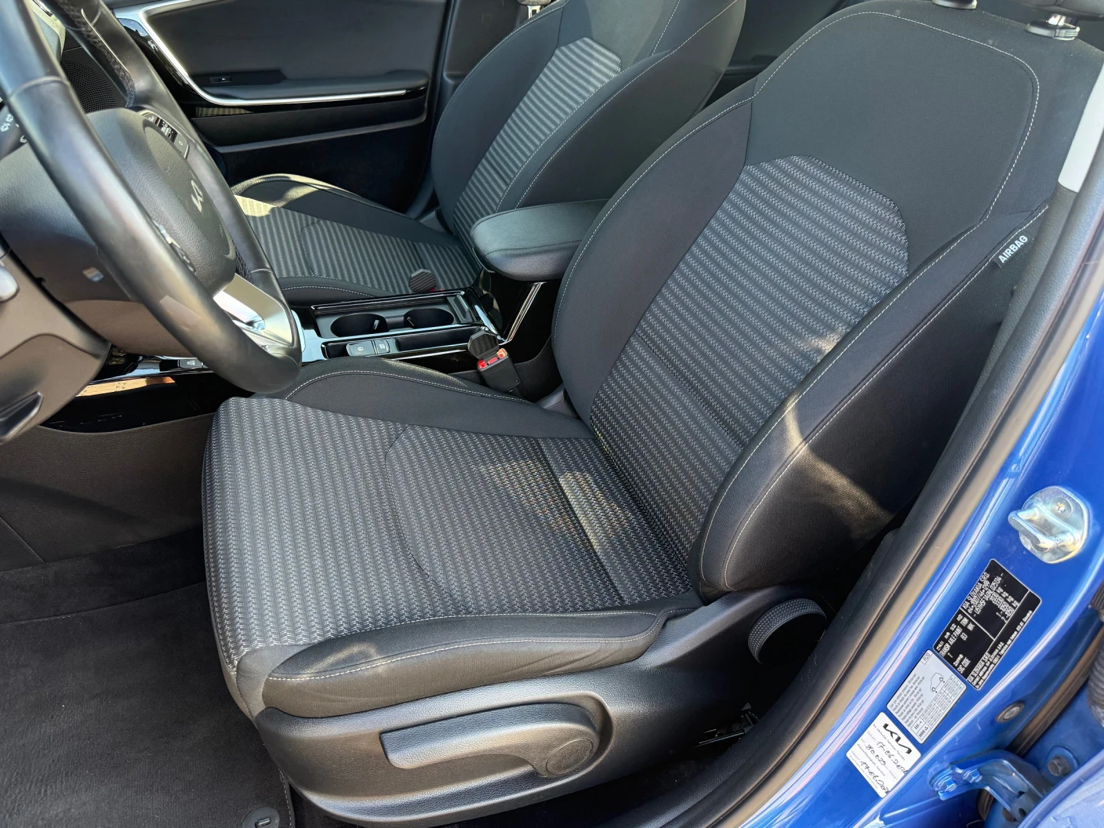 Kia XCeed 1.6 GDI, снимка 9 - Автомобили и джипове - 56182546