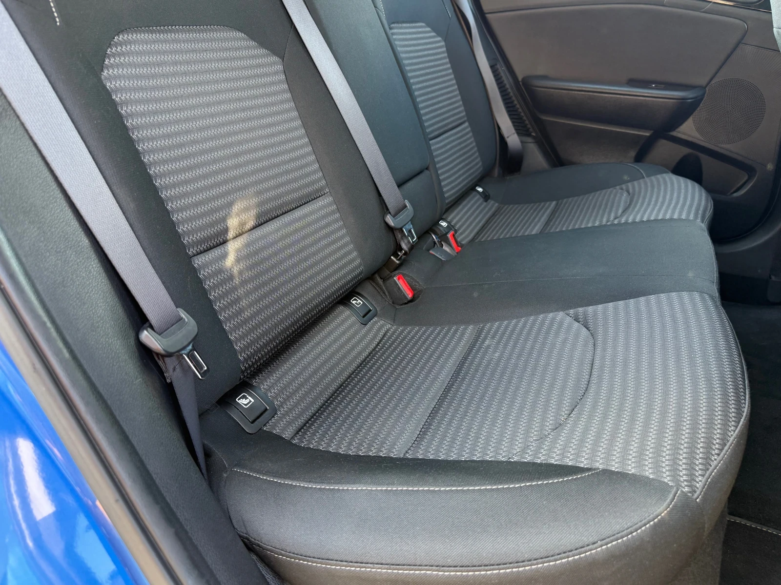 Kia XCeed 1.6 GDI, снимка 11 - Автомобили и джипове - 56182546