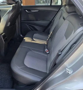 Kia Niro 1.6 GDI DCT HYBRID, снимка 12