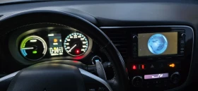 Mitsubishi Outlander 2.0 Plug-in Hybrid  | Mobile.bg    10